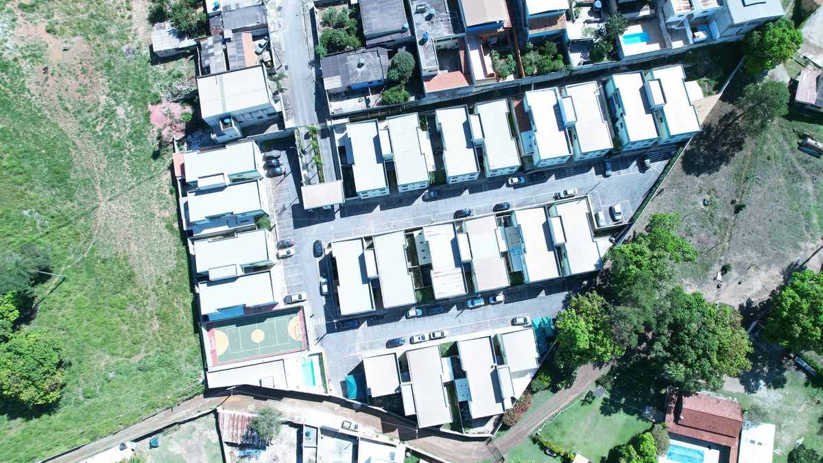 Vista aérea de conjunto residencial